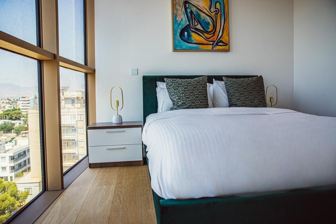 Phaedrus Living: 360 Tower Luxury Flat Lejlighed Nicosia Eksteriør billede